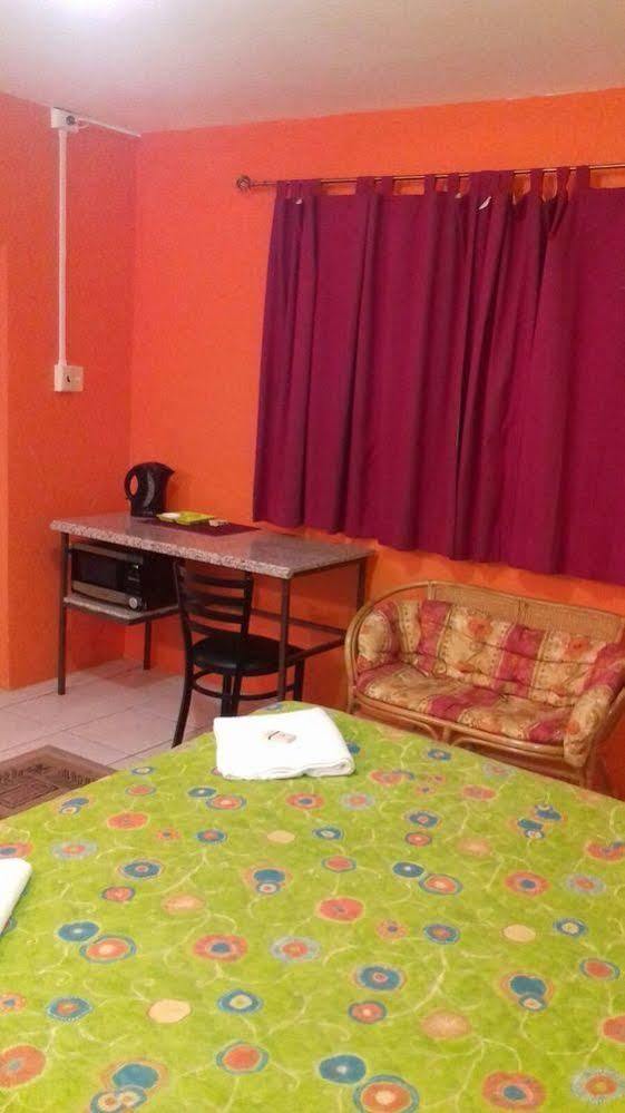 Port of Spain Gascon Villas المظهر الخارجي الصورة